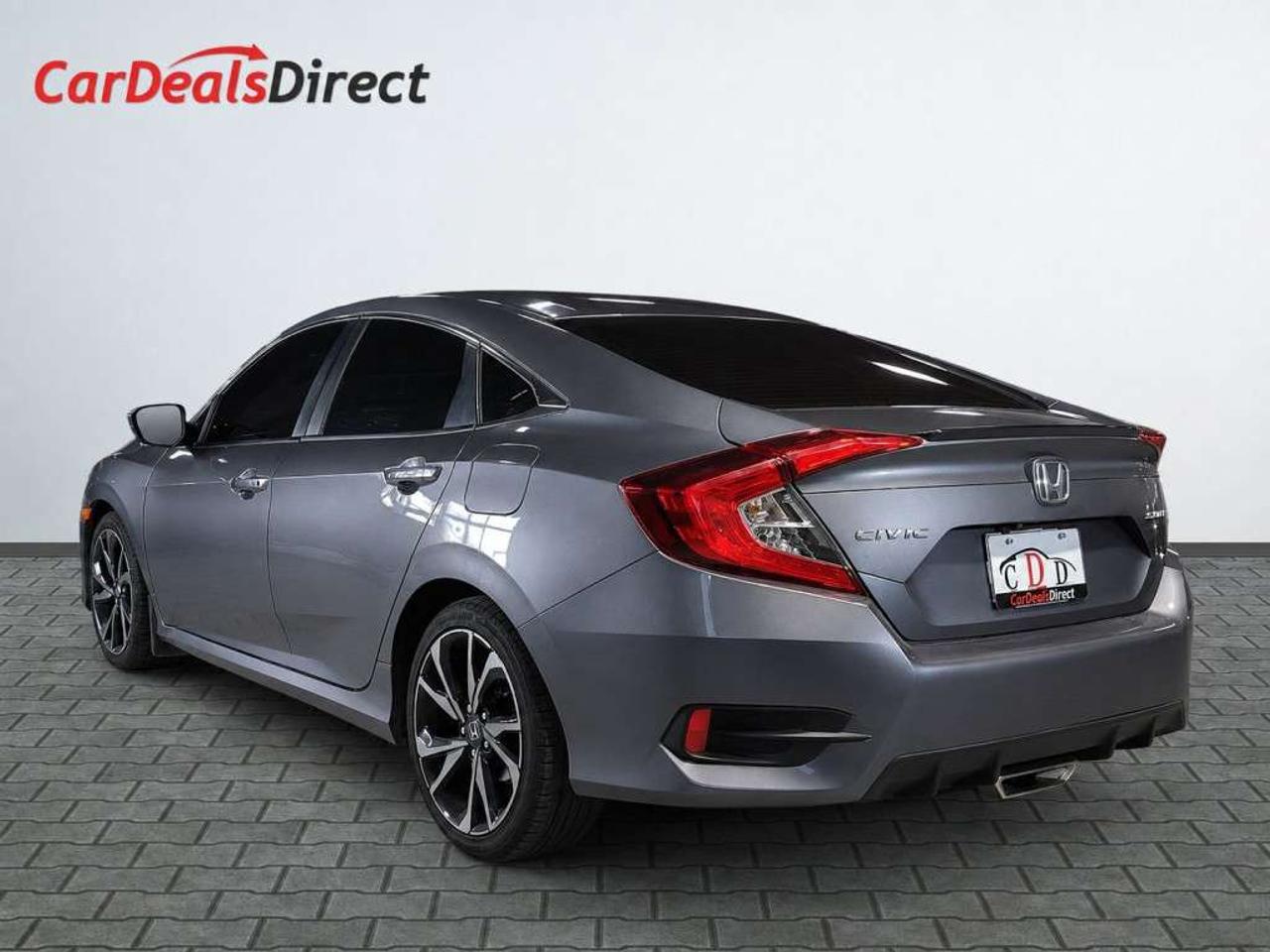 2019 Honda Civic SPORT / SUNROOF / HEATED SEATS / APPLE CARPLAY / BACKUP CAM / ALLOYS Photo
