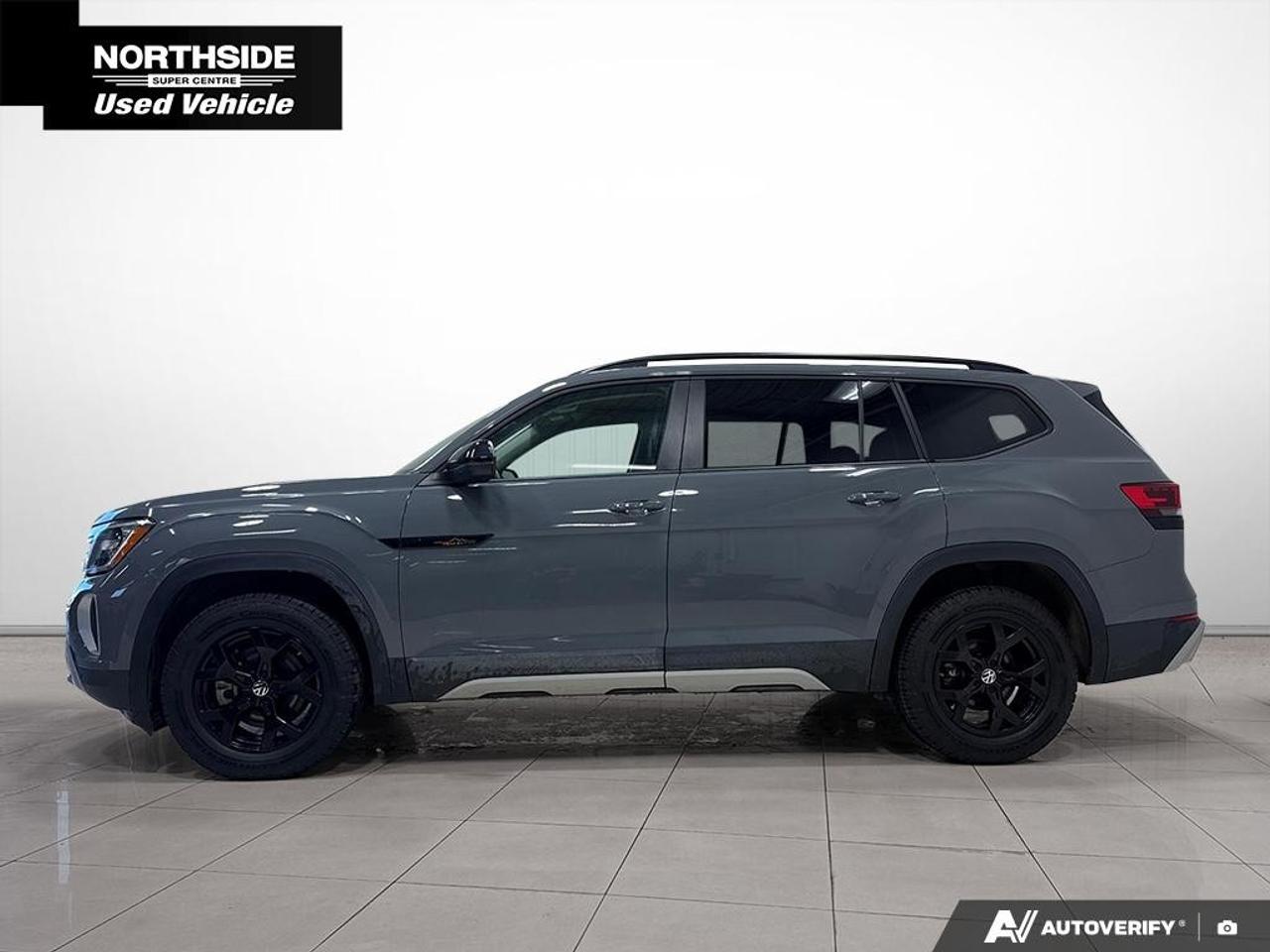 2025 Volkswagen Atlas Peak Edition 2.0 TSI 4MOTION Photo2