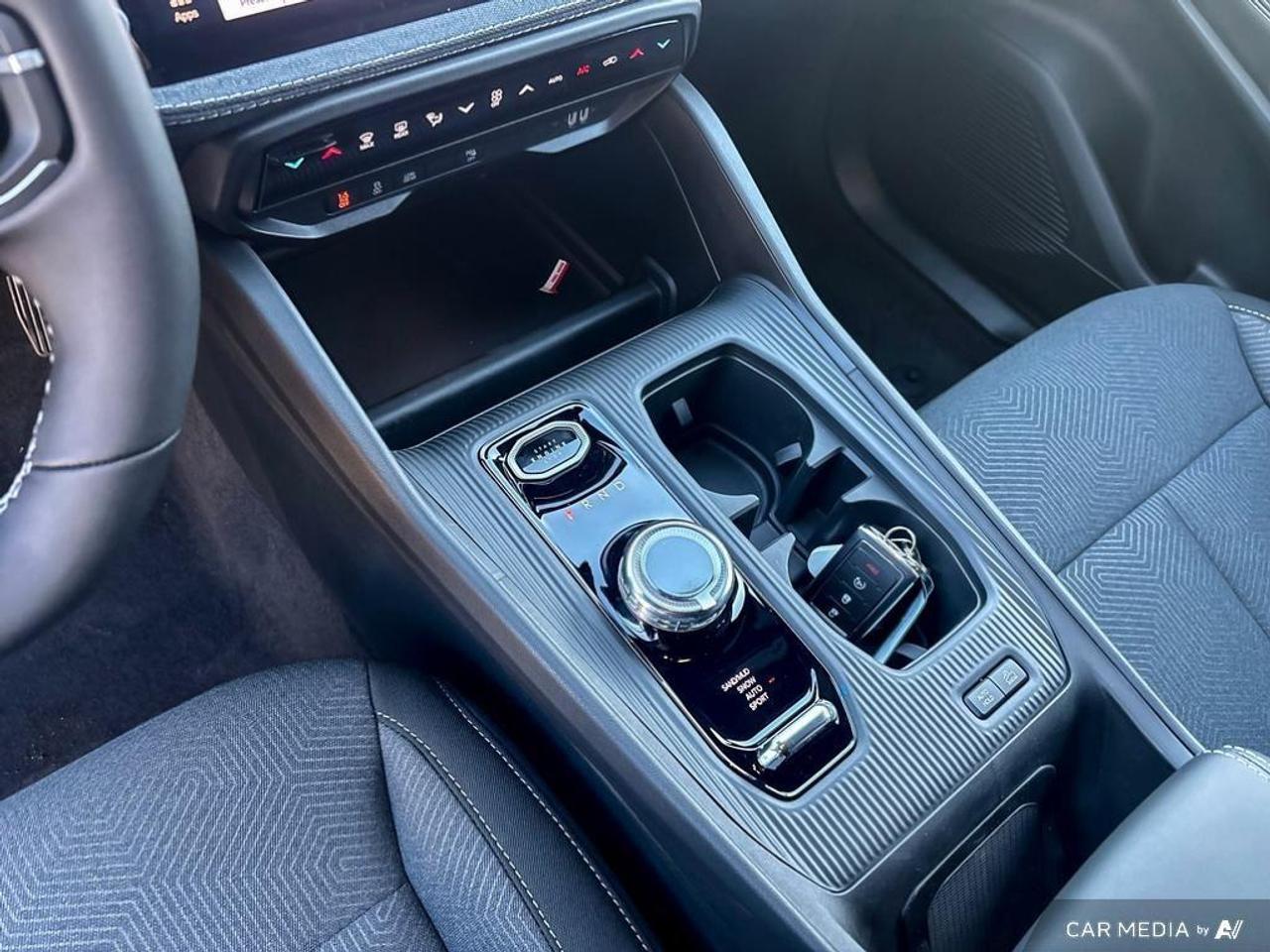 2026 Jeep Cherokee  Photo