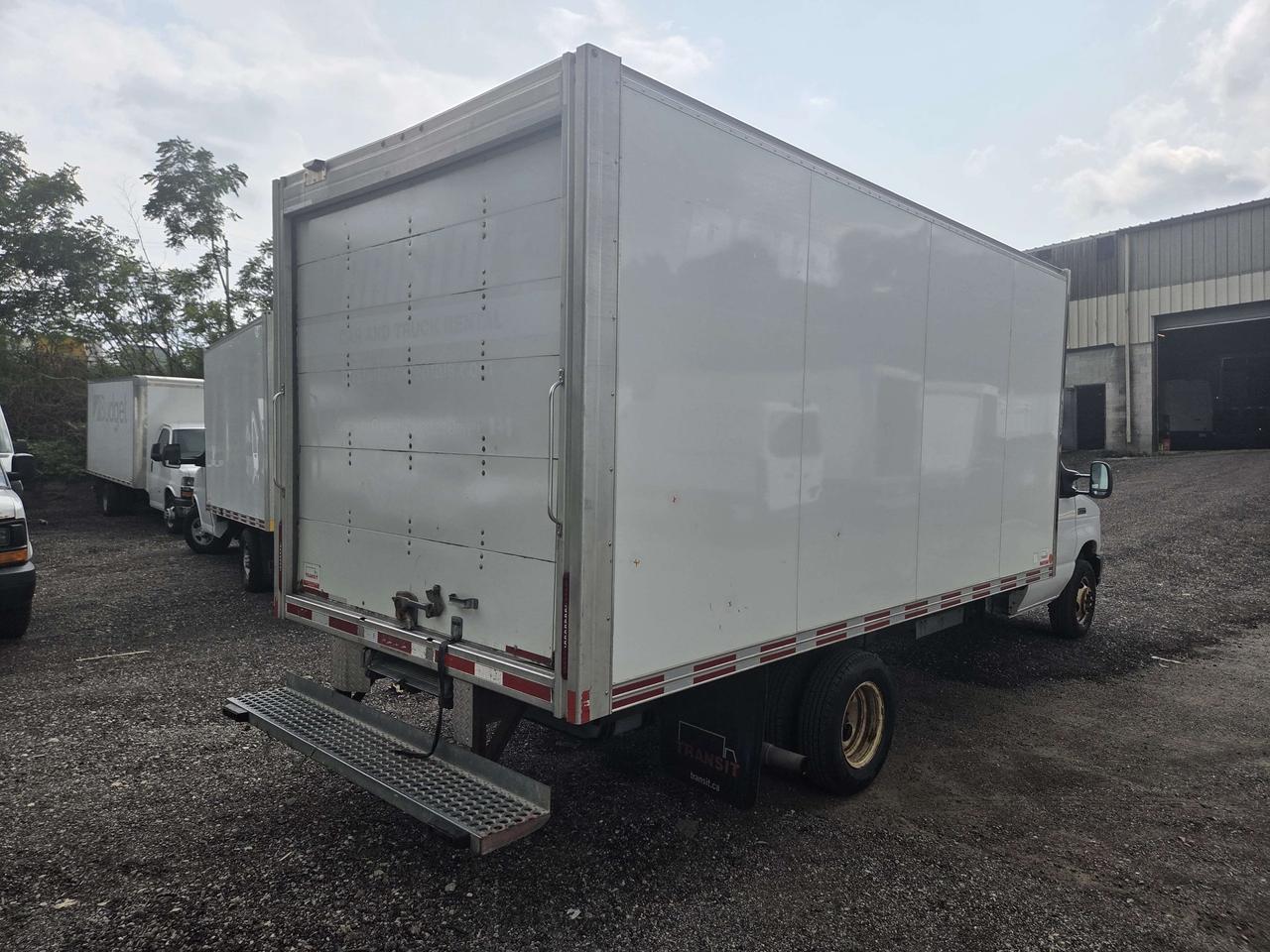 2021 Ford E-450 E450 16Ft Box - V8 Gas - 16CB-C07446 Photo