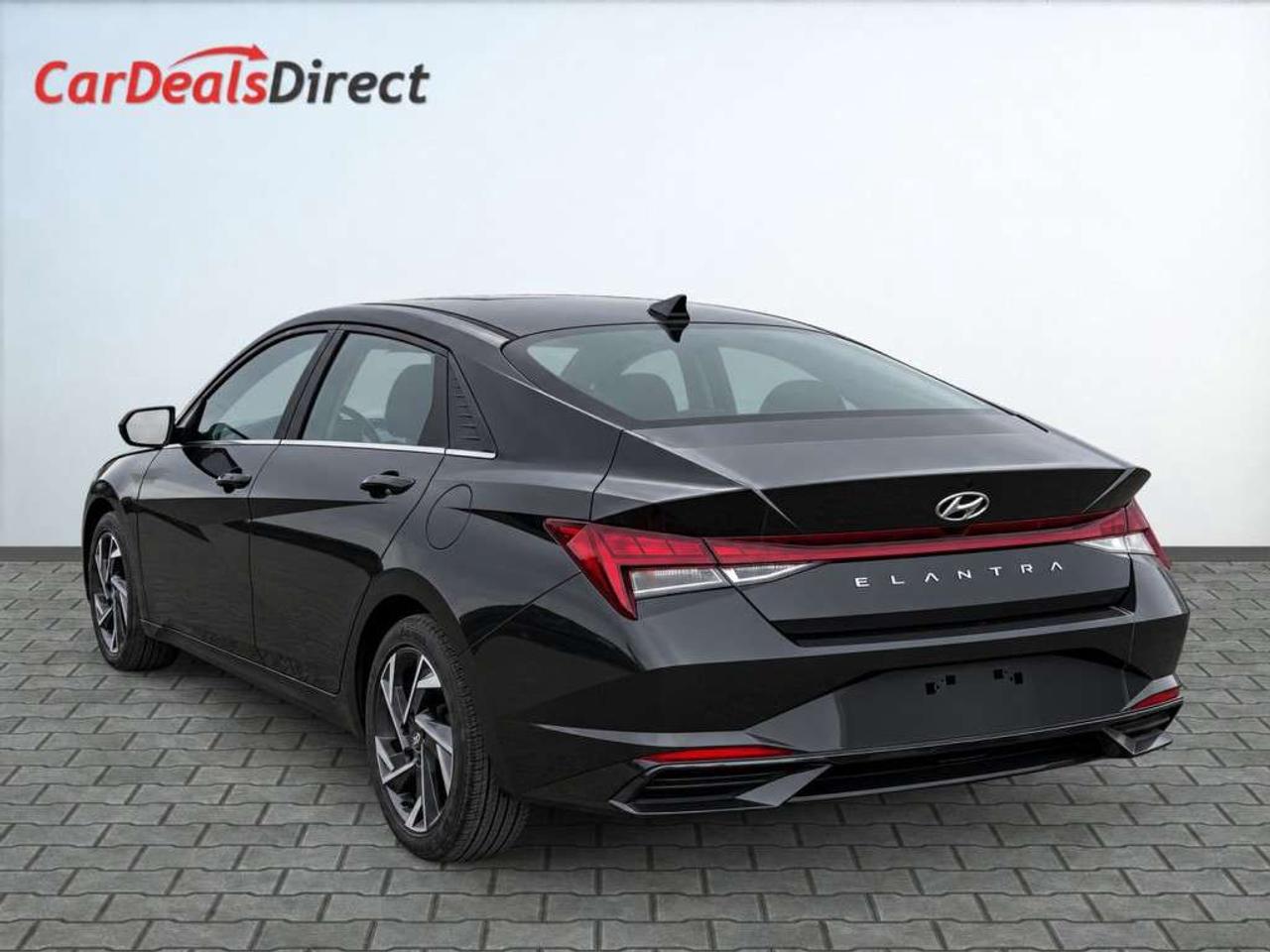 2023 Hyundai Elantra LUXURY / Leather / NAVI / Sunroof / Heated Steering / Adaptive Cruise / Blind Spot / Remote Start Photo4
