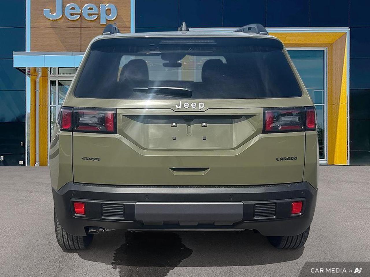 2026 Jeep Cherokee  Photo4