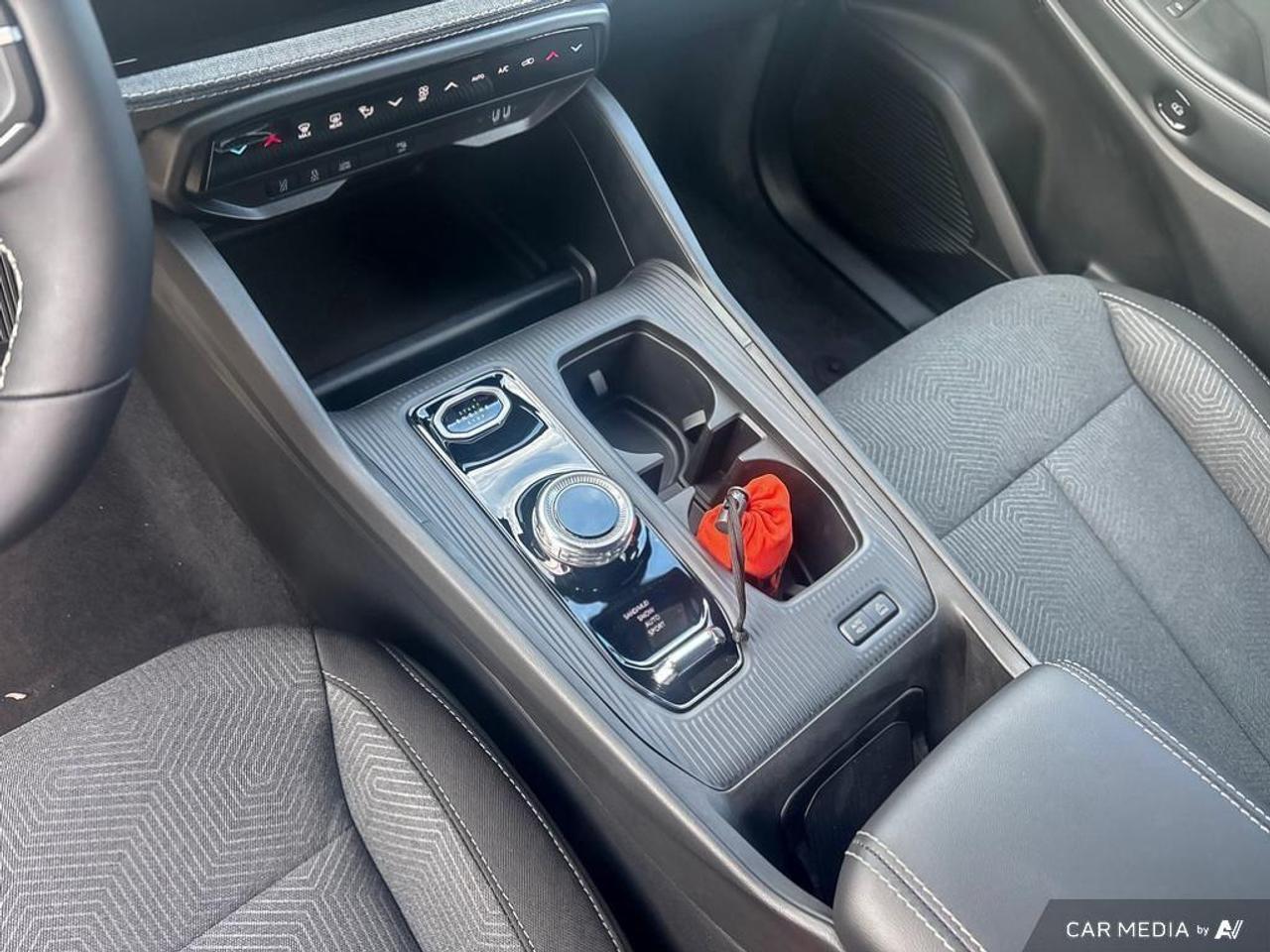 2026 Jeep Cherokee  Photo