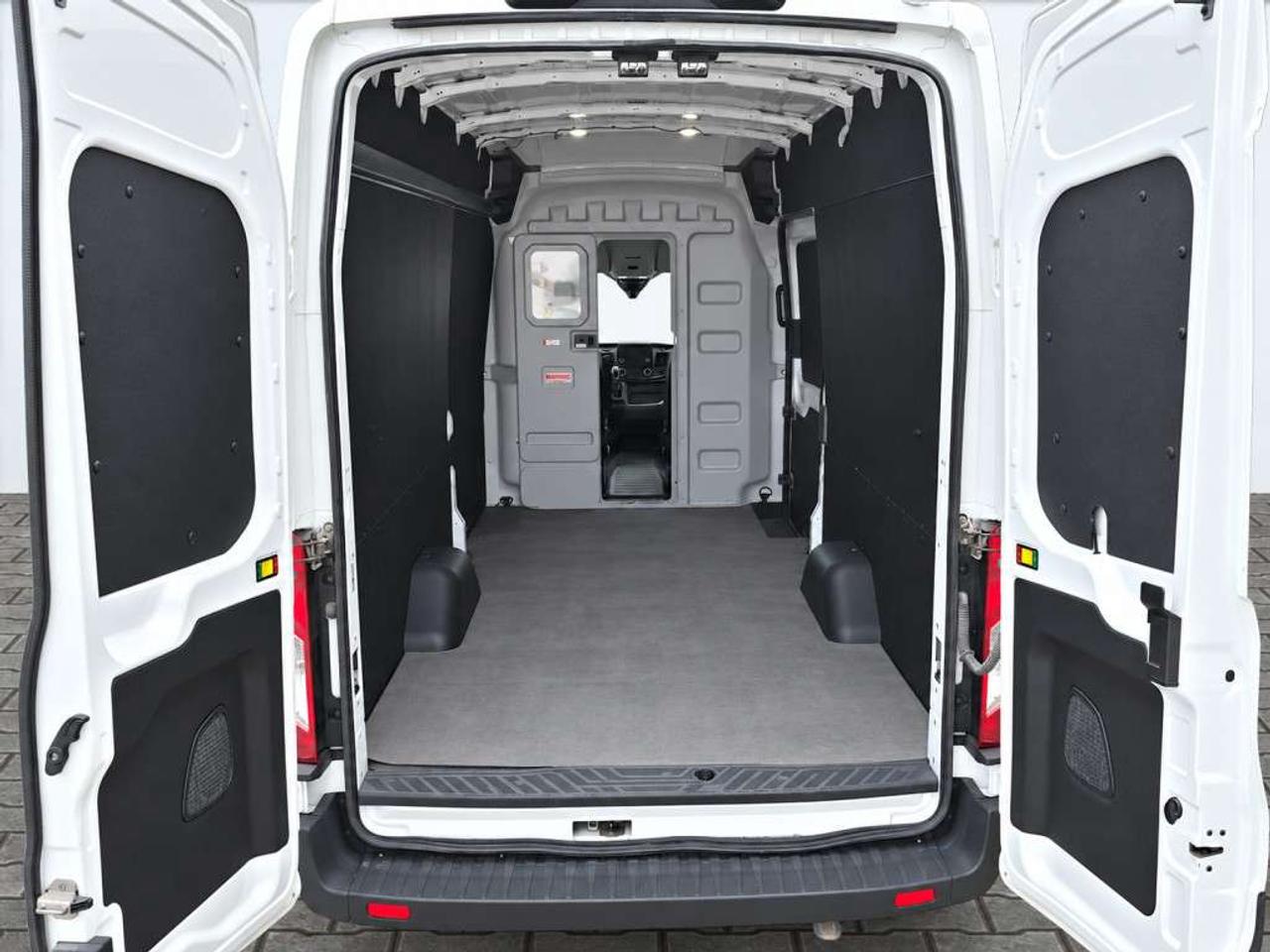 2024 Ford Transit T-250 HIGH ROOF EXTENDED / 3.5L V6 / RWD / Backup Camera /Service Records / Clean carfax Photo