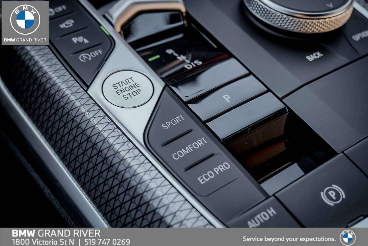 2024 BMW 330 i xDrive 4dr All-Wheel Drive Sedan Photo