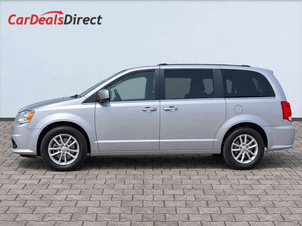 2019 Dodge Grand Caravan SE / 7-Passenger / Stow n Go / Dual Sliding Doors / Tri-Zone Climate / Backup Camera Photo
