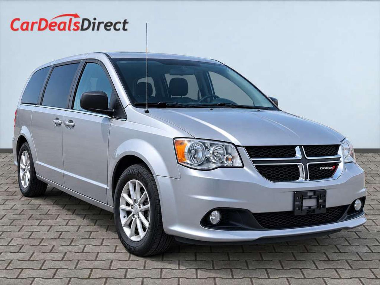 2019 Dodge Grand Caravan SE / 7-Passenger / Stow n Go / Dual Sliding Doors / Tri-Zone Climate / Backup Camera Photo0