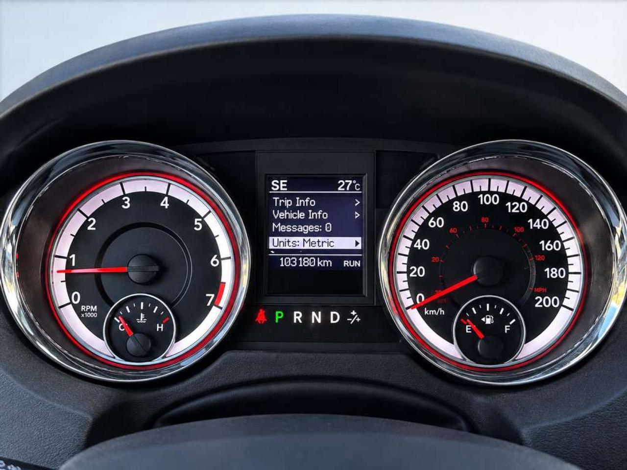 2019 Dodge Grand Caravan SE / 7-Passenger / Stow n Go / Dual Sliding Doors / Tri-Zone Climate / Backup Camera Photo