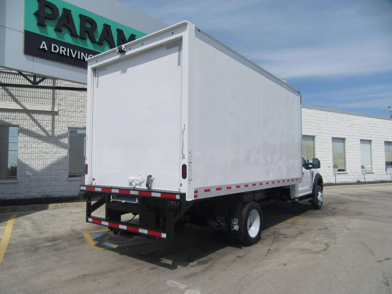 2022 Ford F-550 DIESEL 16FT EXTRA HIGH ALUMINUM BOX ROLLOUT RAMP Photo2