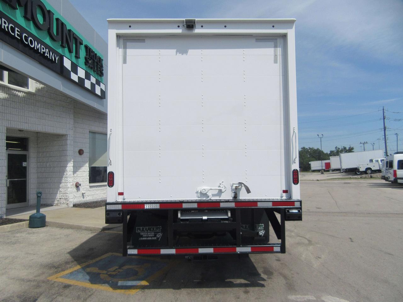 2022 Ford F-550 DIESEL 16FT EXTRA HIGH ALUMINUM BOX ROLLOUT RAMP Photo