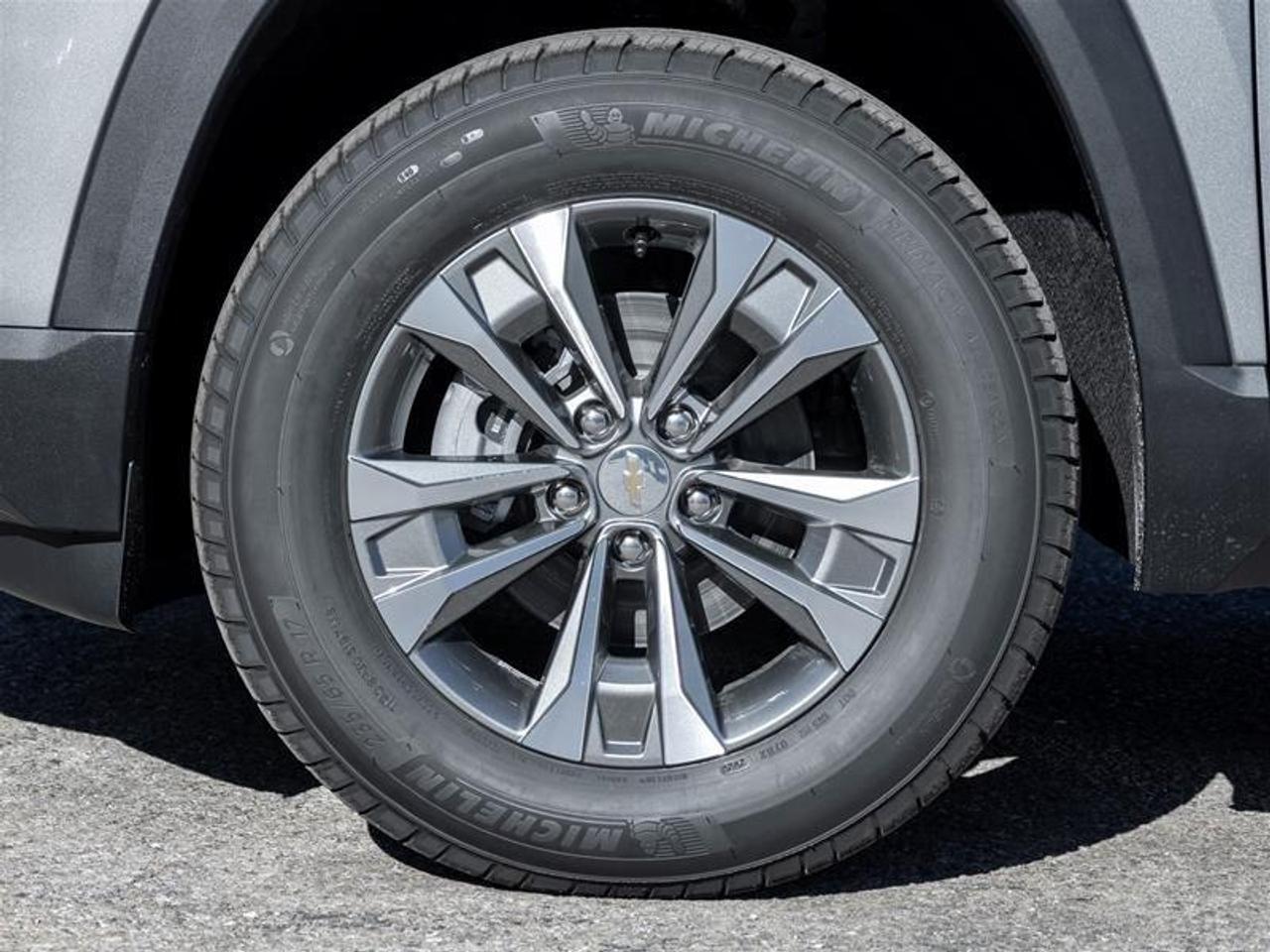 2027 Chevrolet Equinox LT 4dr All-Wheel Drive Photo