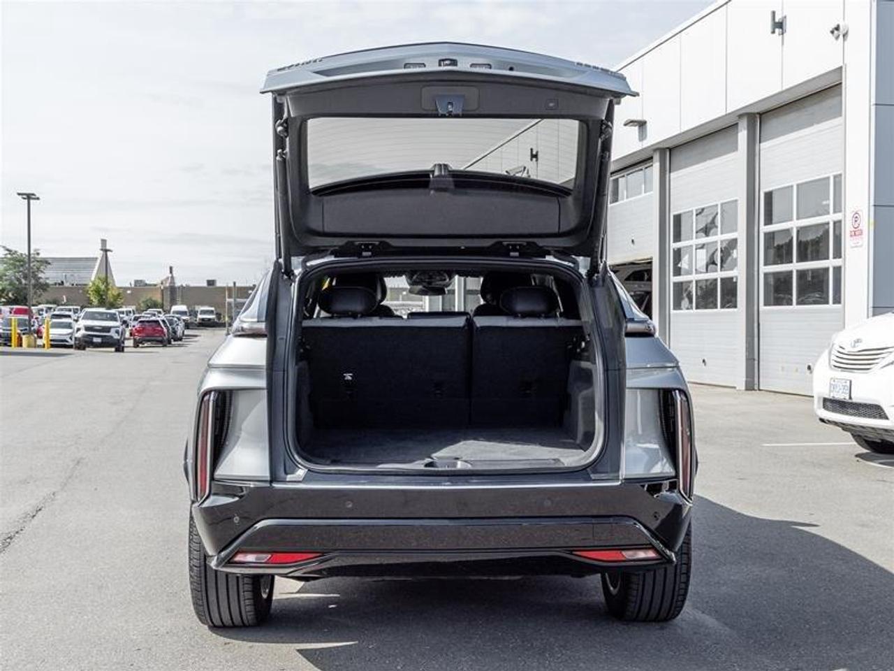 2024 Cadillac LYRIQ Tech w/1SA 4dr Photo