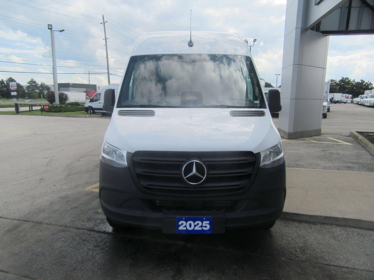 2025 Mercedes-Benz Sprinter 2500 HIGH ROOF 170WB CARGO VAN Photo