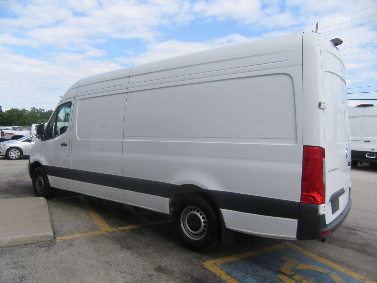 2025 Mercedes-Benz Sprinter 2500 HIGH ROOF 170WB CARGO VAN Photo