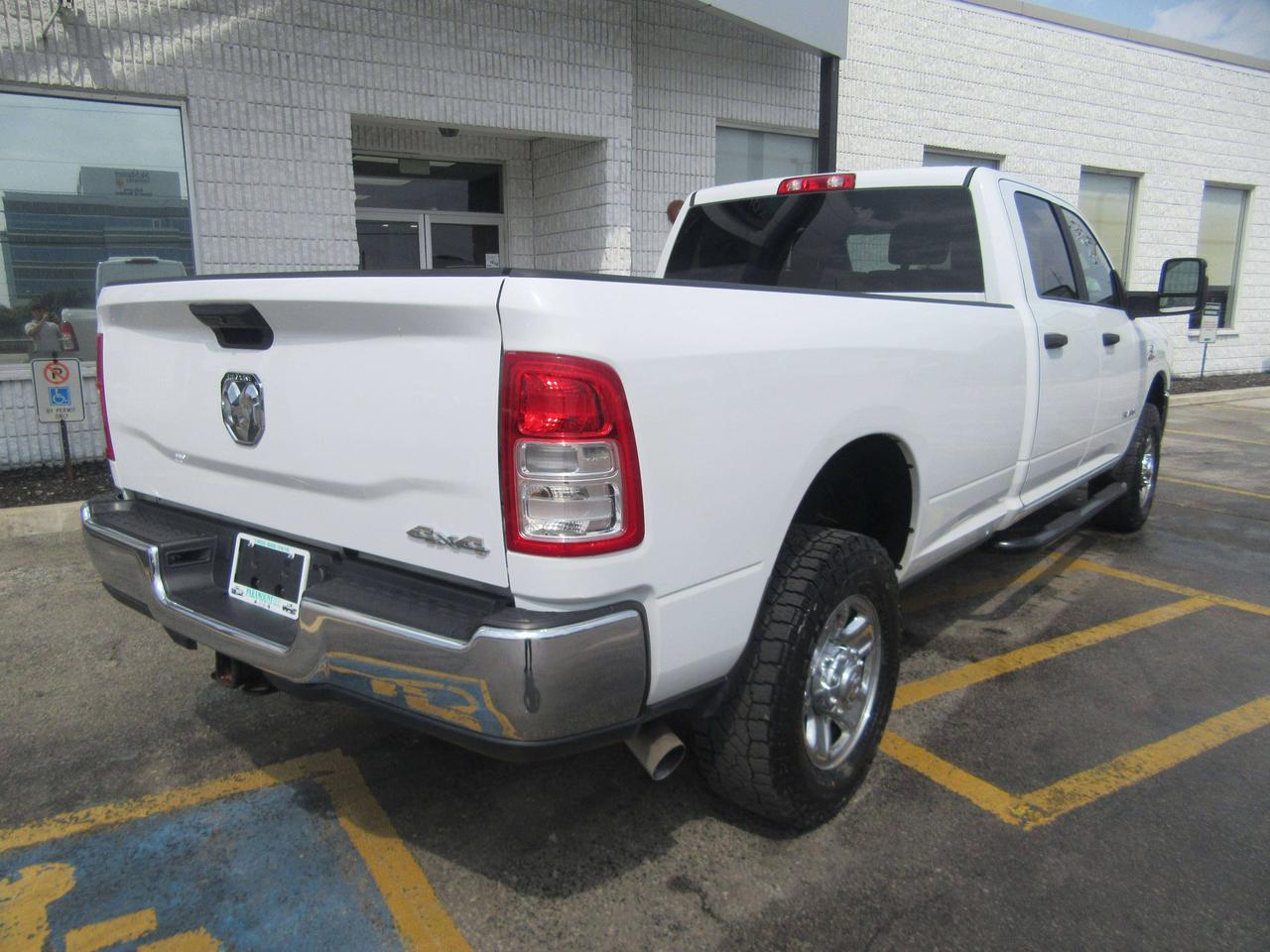 2024 RAM 2500 CREW CAB 4X4 DIESEL 8FT LONG BOX Photo