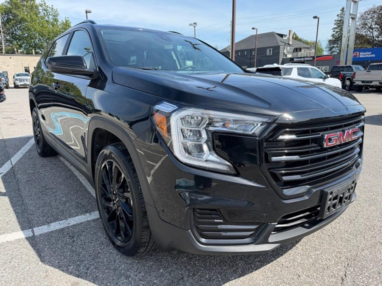 2023 GMC Terrain AWD SLE Photo4