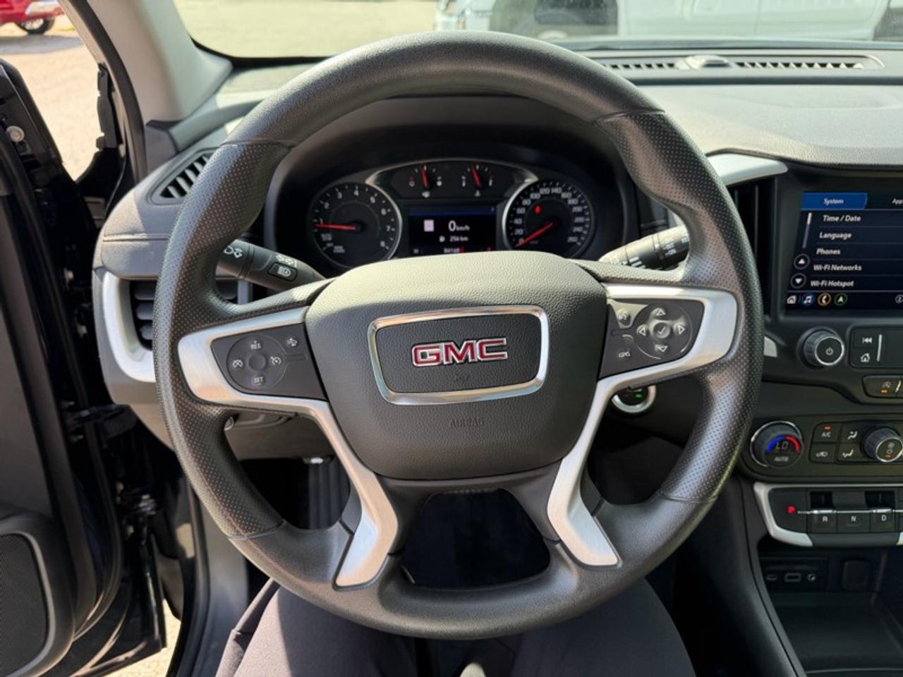 2023 GMC Terrain AWD SLE Photo
