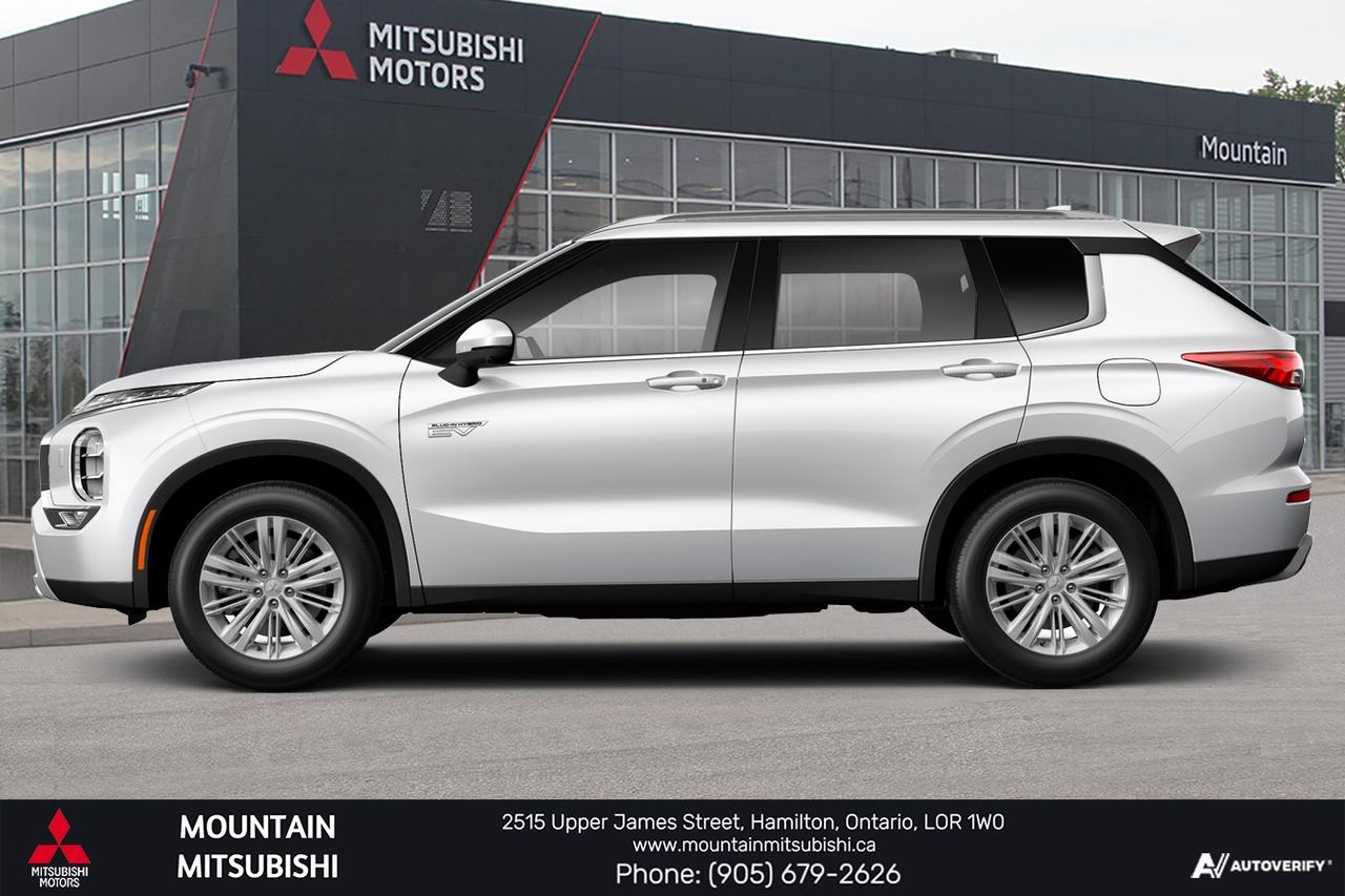 2026 Mitsubishi Outlander Plug-In Hybrid LE Photo