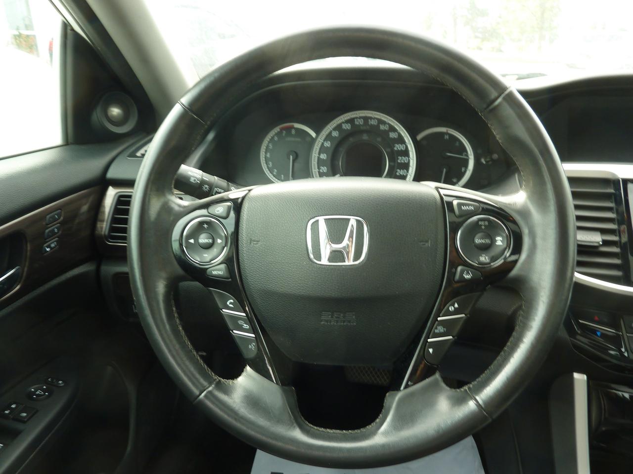 2017 Honda Accord EX Photo