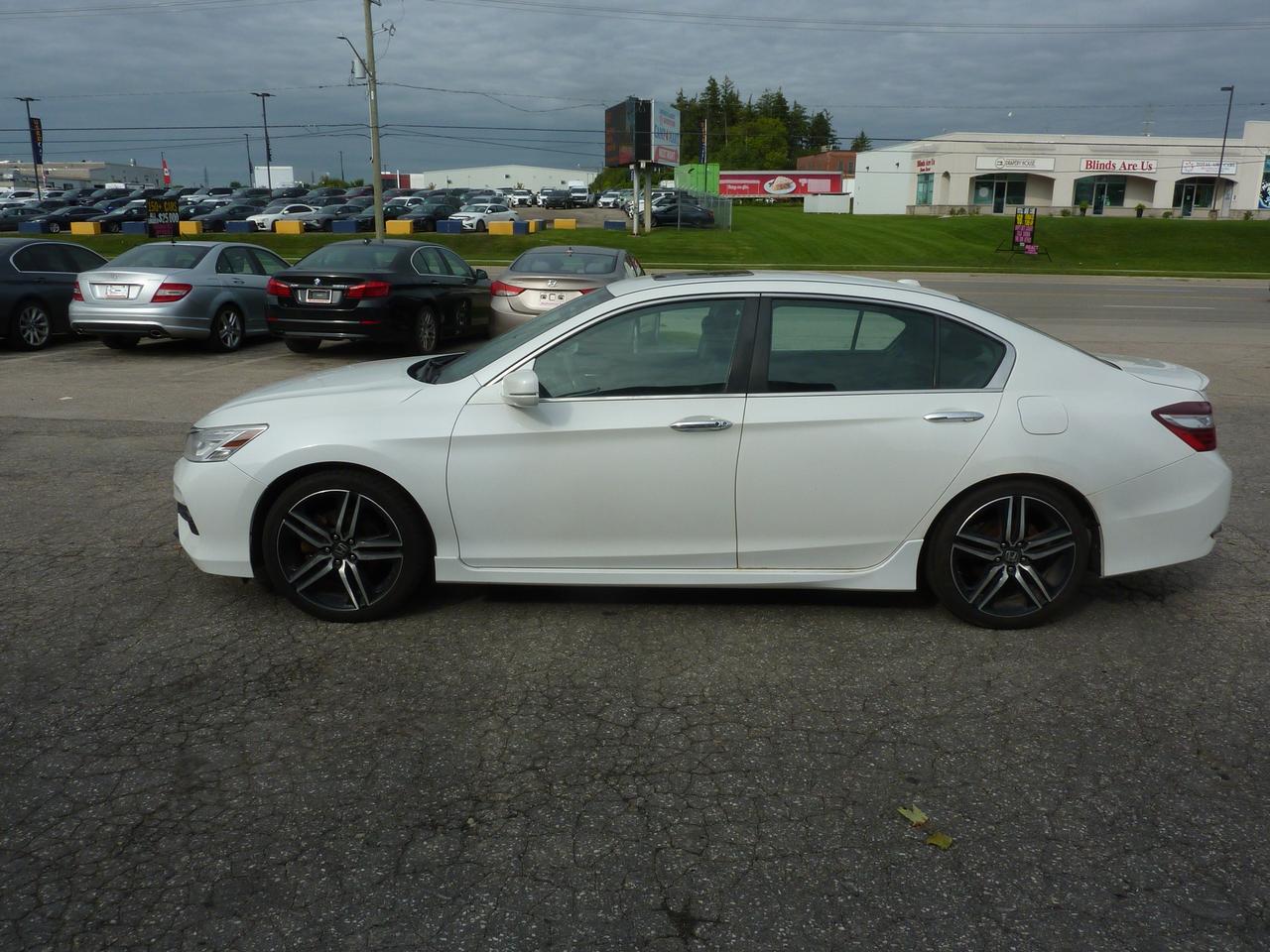 2017 Honda Accord EX Photo