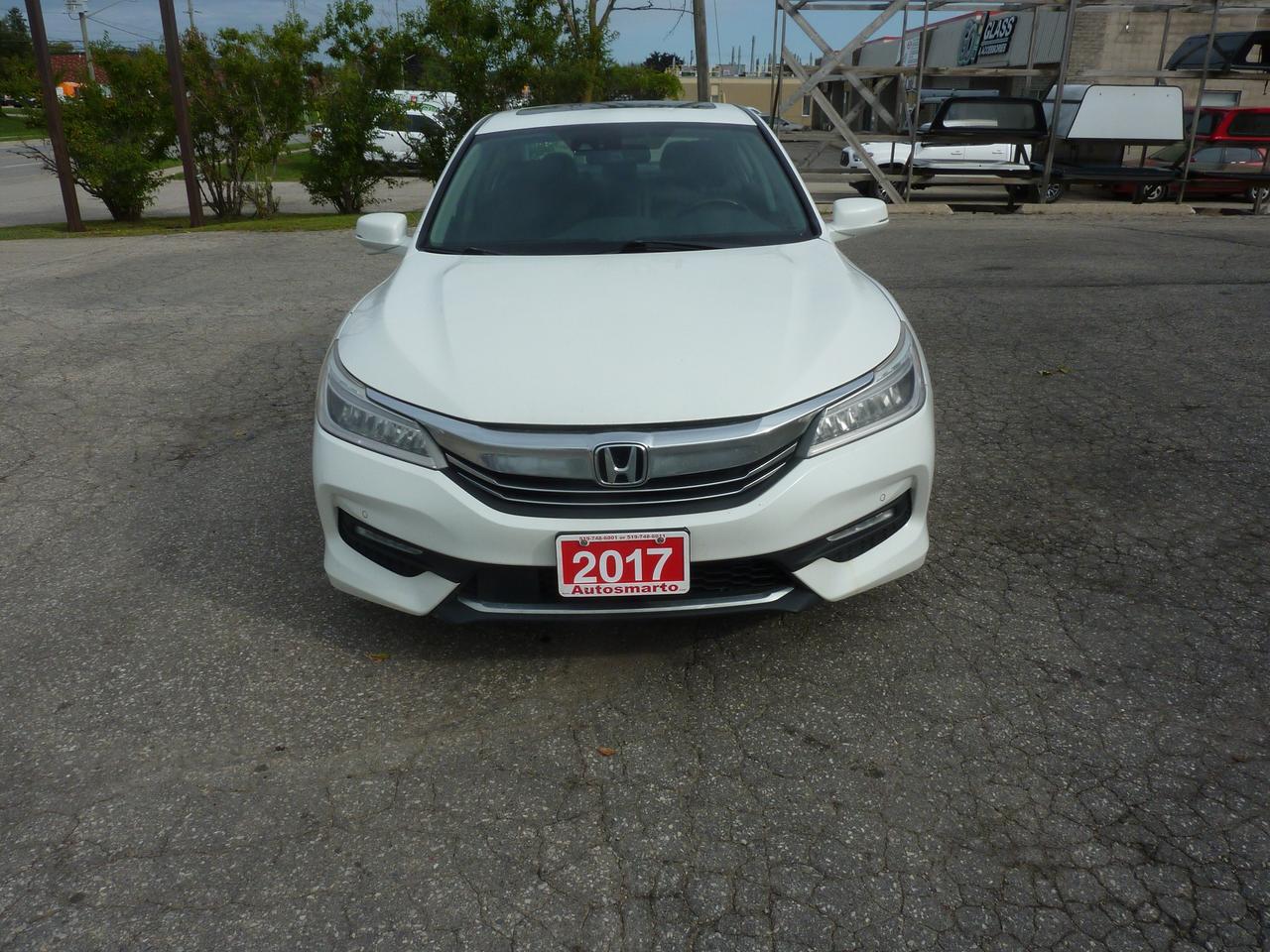 2017 Honda Accord EX Photo5