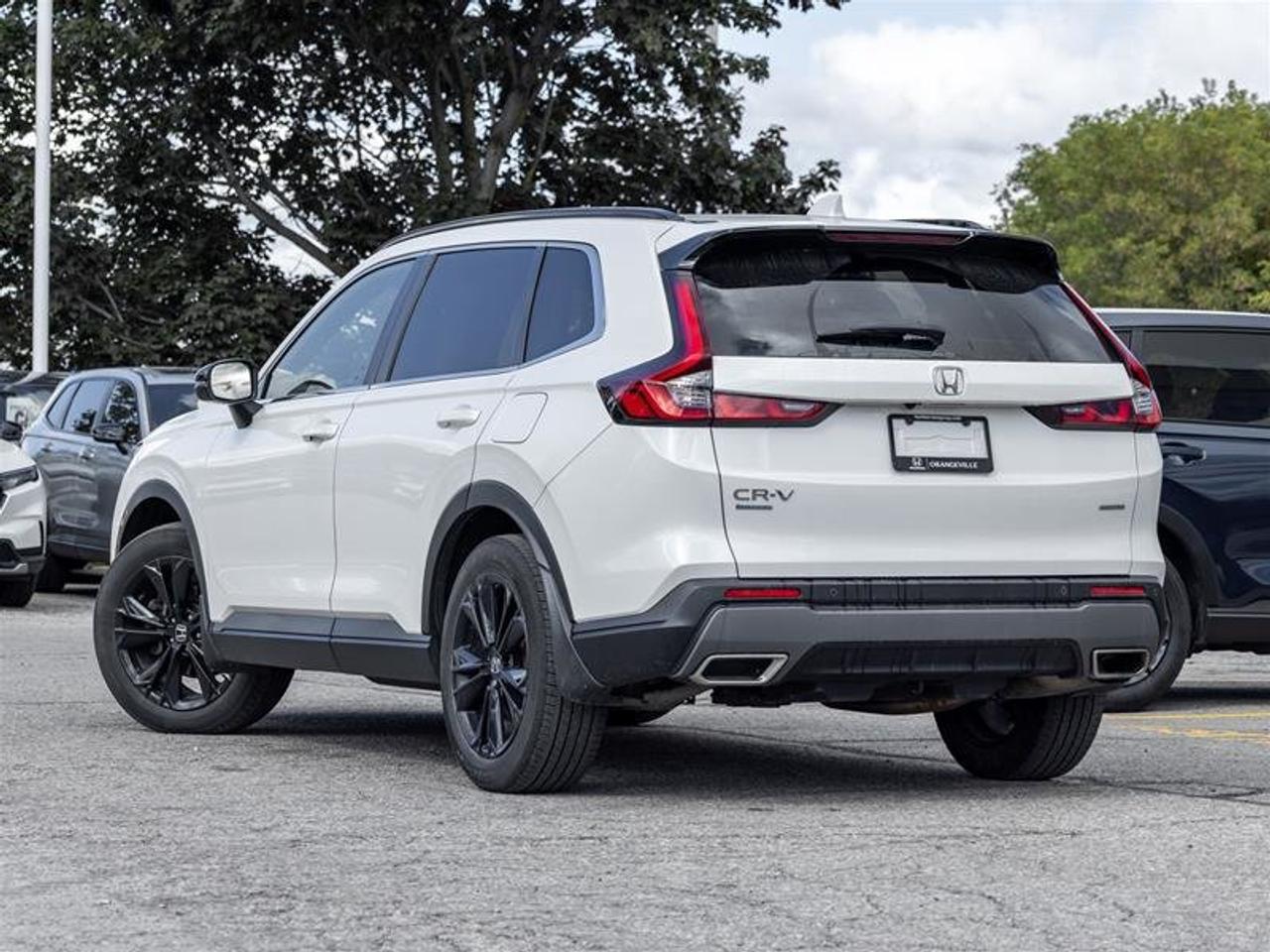 2023 Honda CR-V Touring Hybrid 4WD Photo