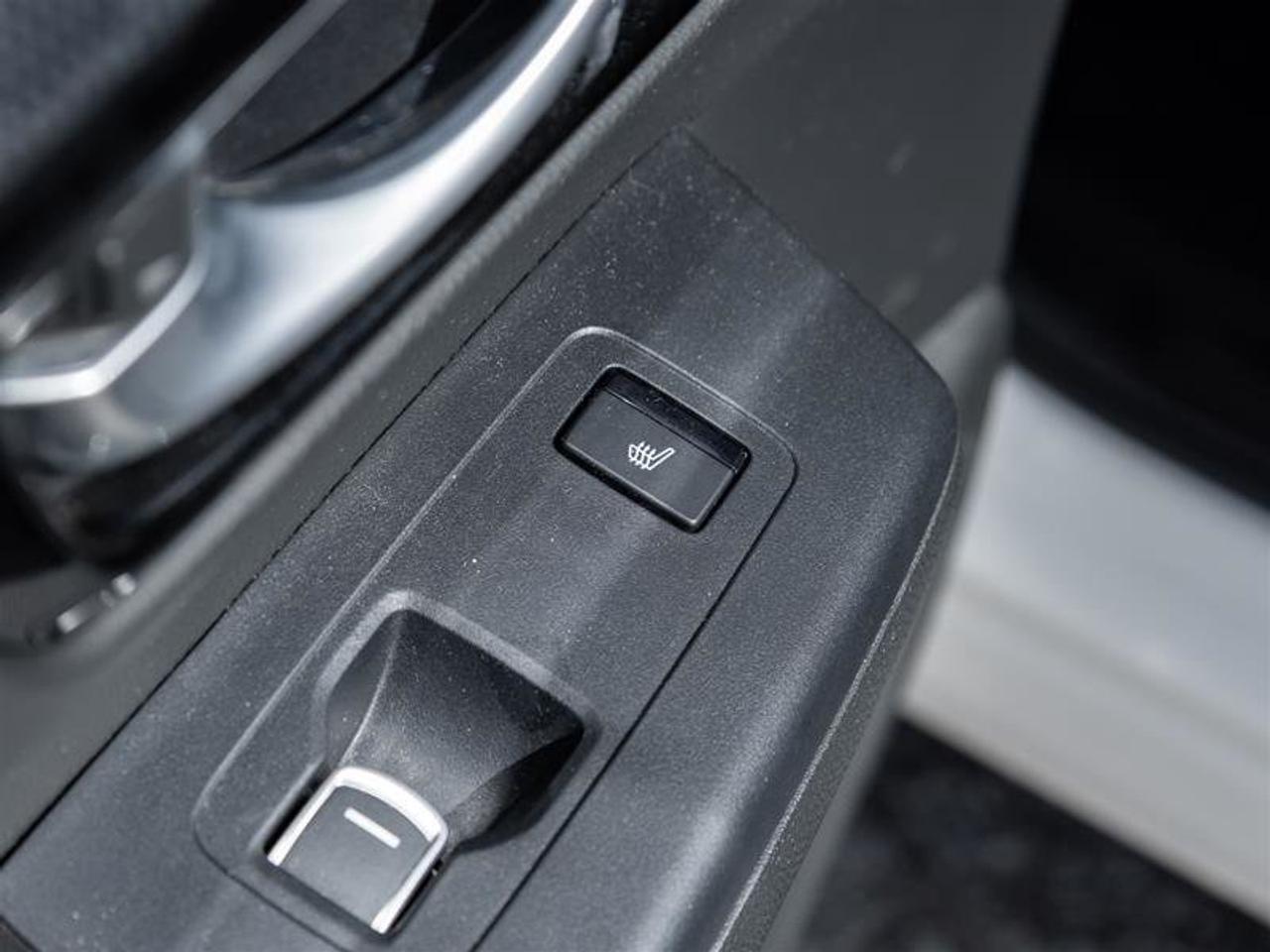 2023 Honda CR-V Touring Hybrid 4WD Photo