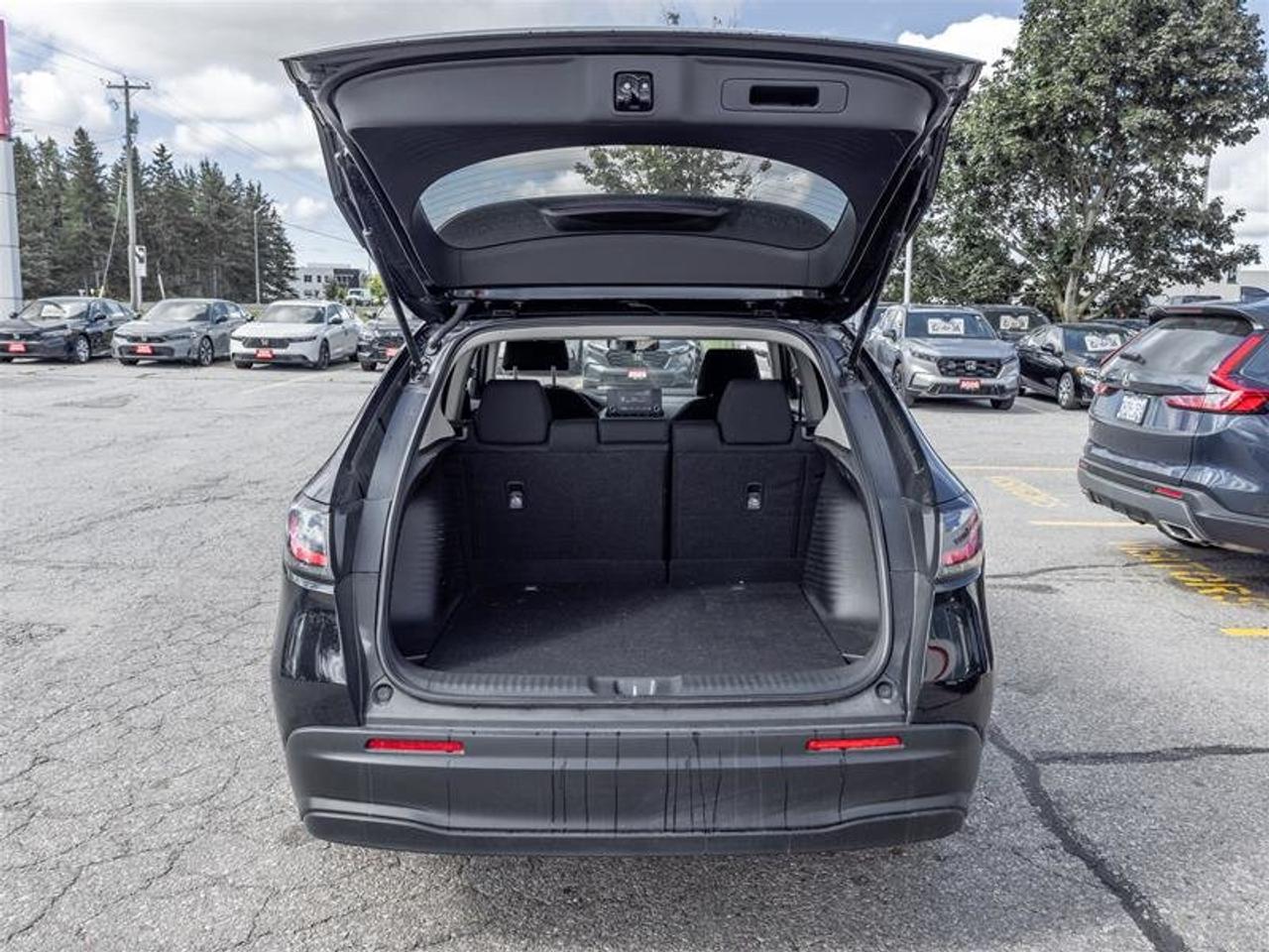 2025 Honda HR-V Lx Awd Cvt Photo