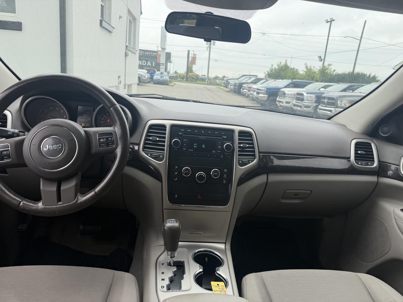 2011 Jeep Grand Cherokee Laredo Photo