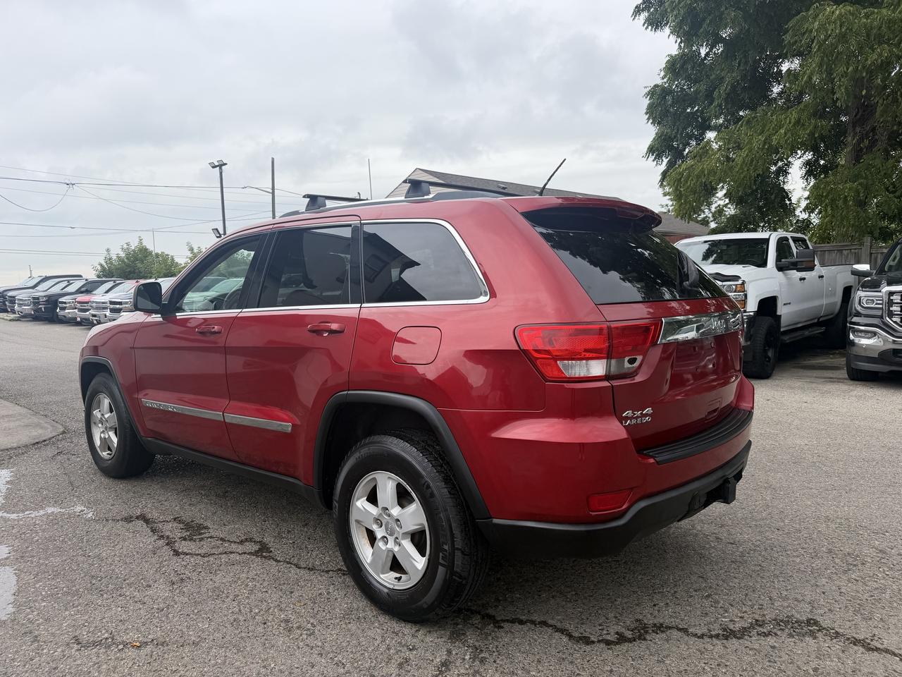 2011 Jeep Grand Cherokee Laredo Photo