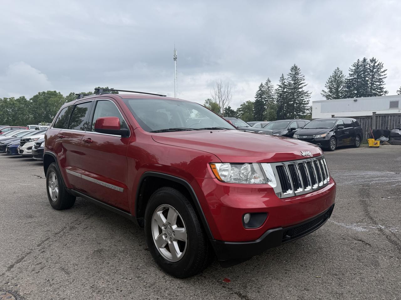 2011 Jeep Grand Cherokee Laredo - Photo #1