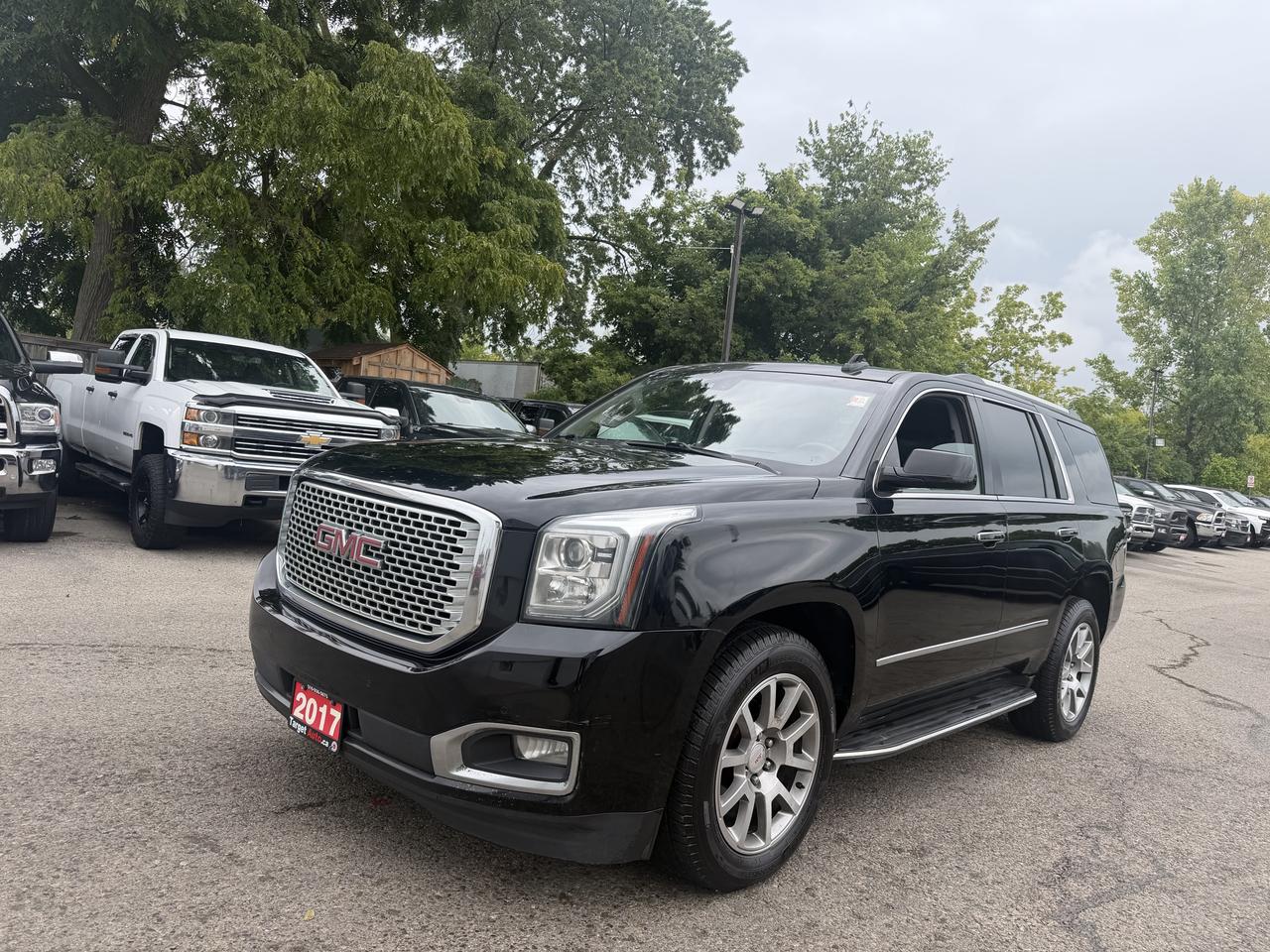 2017 GMC Yukon Denali Photo