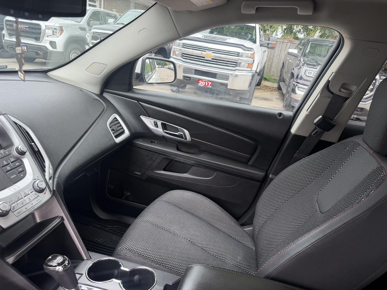 2017 GMC Terrain SLE Photo