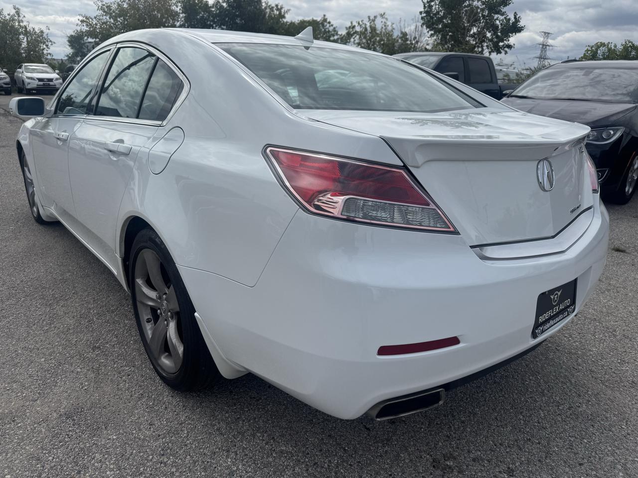 2013 Acura TL w/Tech Pkg Photo