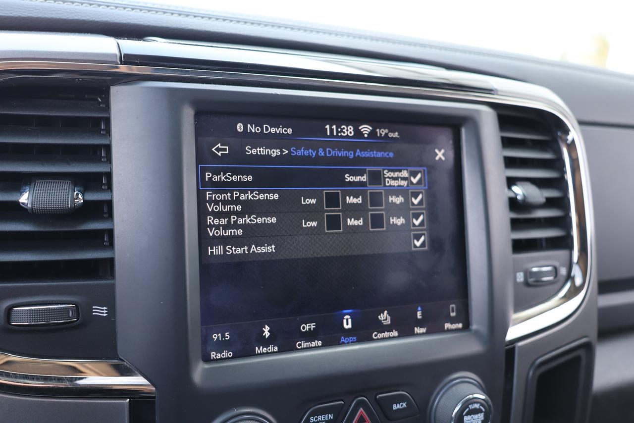 2018 RAM 1500 Sport EcoDeisel - SUNROOF|NAVI|CAMERA|REMOTE START Photo