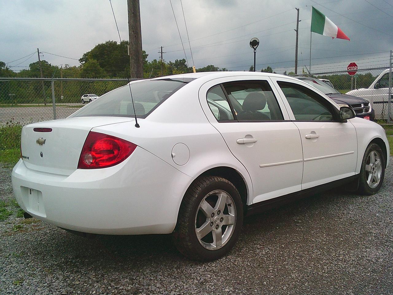 2010 Chevrolet Cobalt LT w/1SA Photo