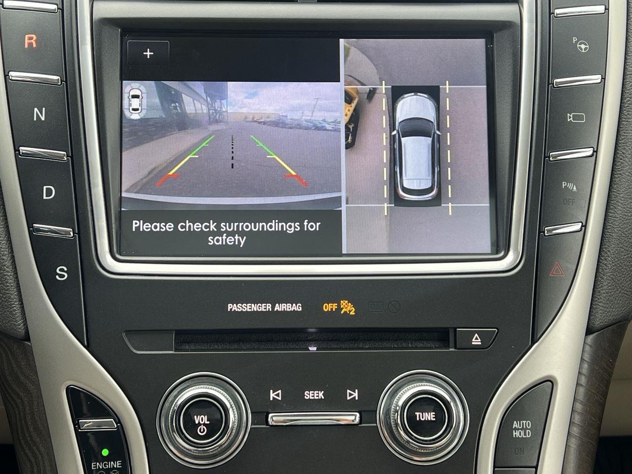 2020 Lincoln Nautilus Reserve AWD, HEATED/COOLED LEATHER SEATS, NAV, REVERSE CAM, MOONROOF, POWER LIFTGATE!! Photo