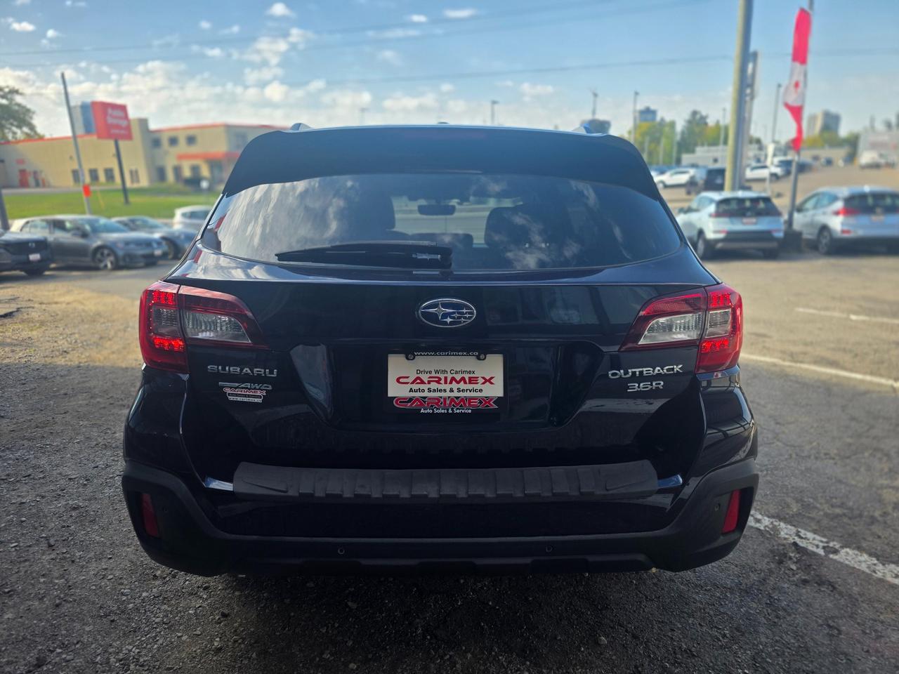 2018 Subaru Outback 3.6R Premier EyeSight Package 3.6R | Premier | Accident Free | NEW ARRIVAL | PLEASE CALL AHEAD Photo