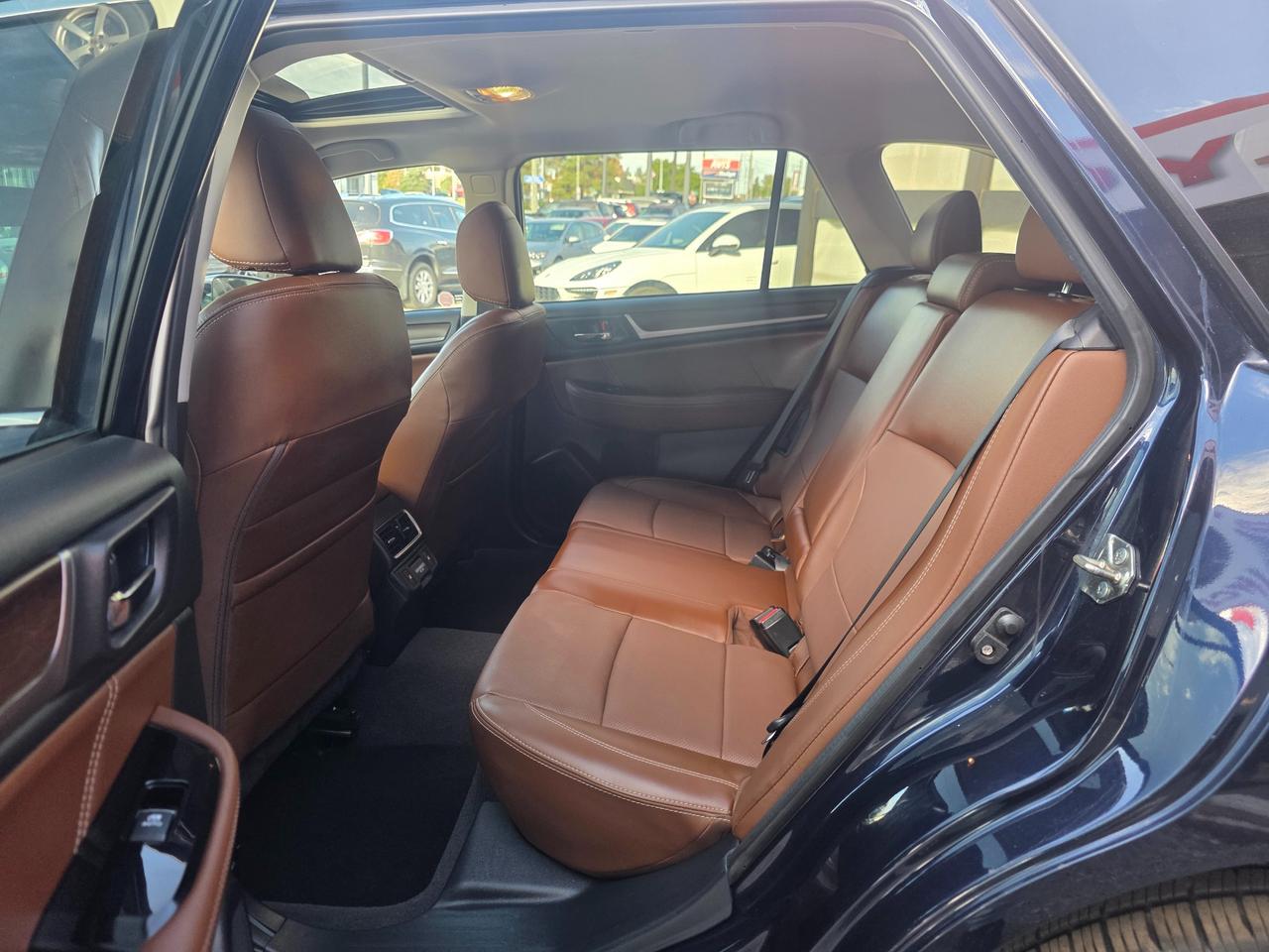 2018 Subaru Outback 3.6R Premier EyeSight Package 3.6R | Premier | Accident Free | NEW ARRIVAL | PLEASE CALL AHEAD Photo
