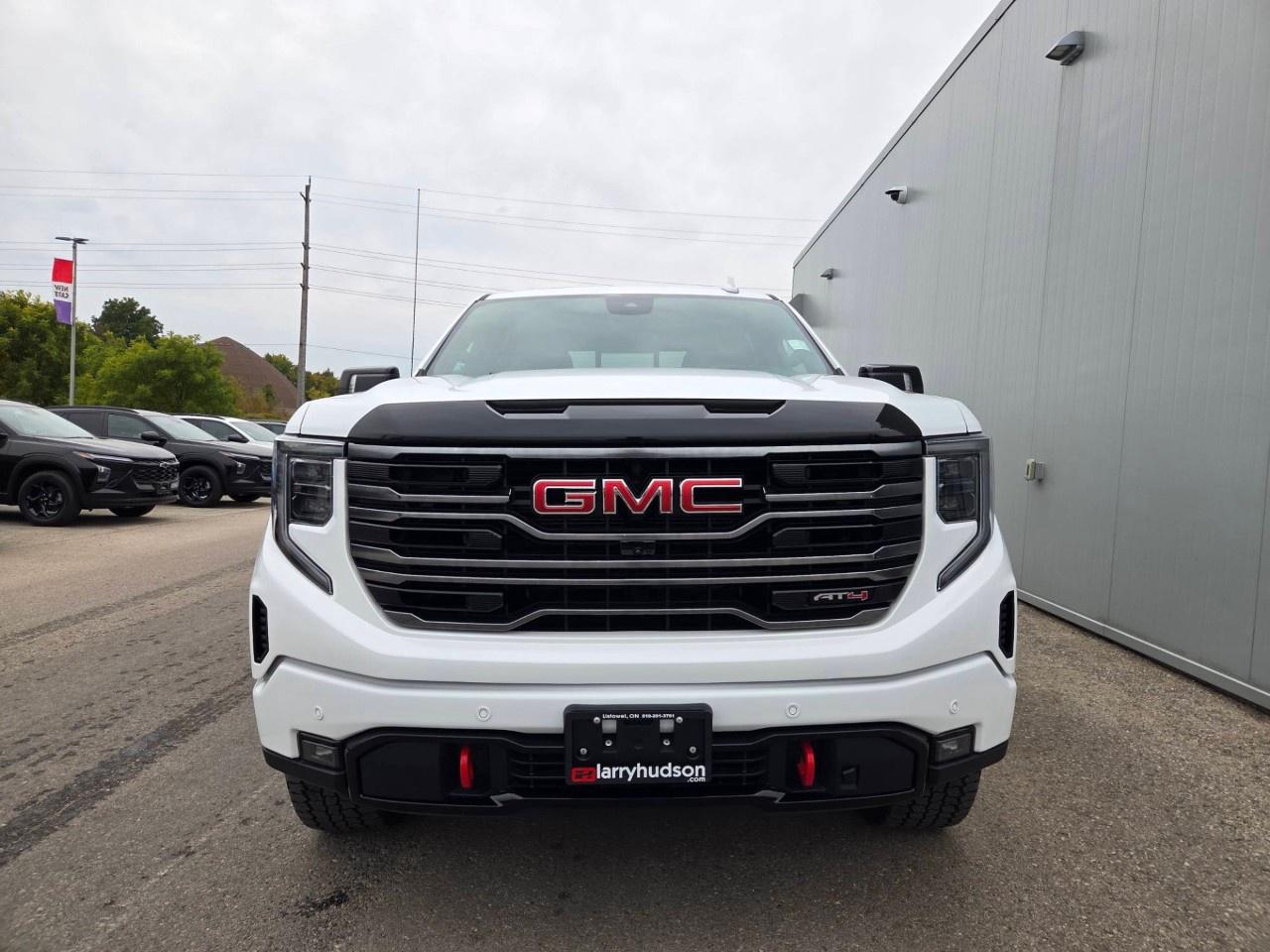 2025 GMC Sierra 1500 Crew Cab Short Box 4-Wheel Drive AT4 Photo2