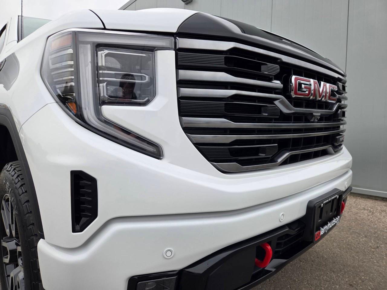 2025 GMC Sierra 1500 Crew Cab Short Box 4-Wheel Drive AT4 Photo1