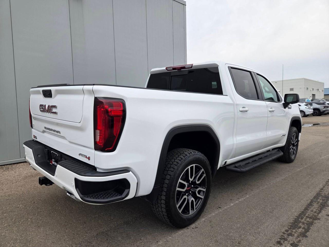 2025 GMC Sierra 1500 Crew Cab Short Box 4-Wheel Drive AT4 Photo
