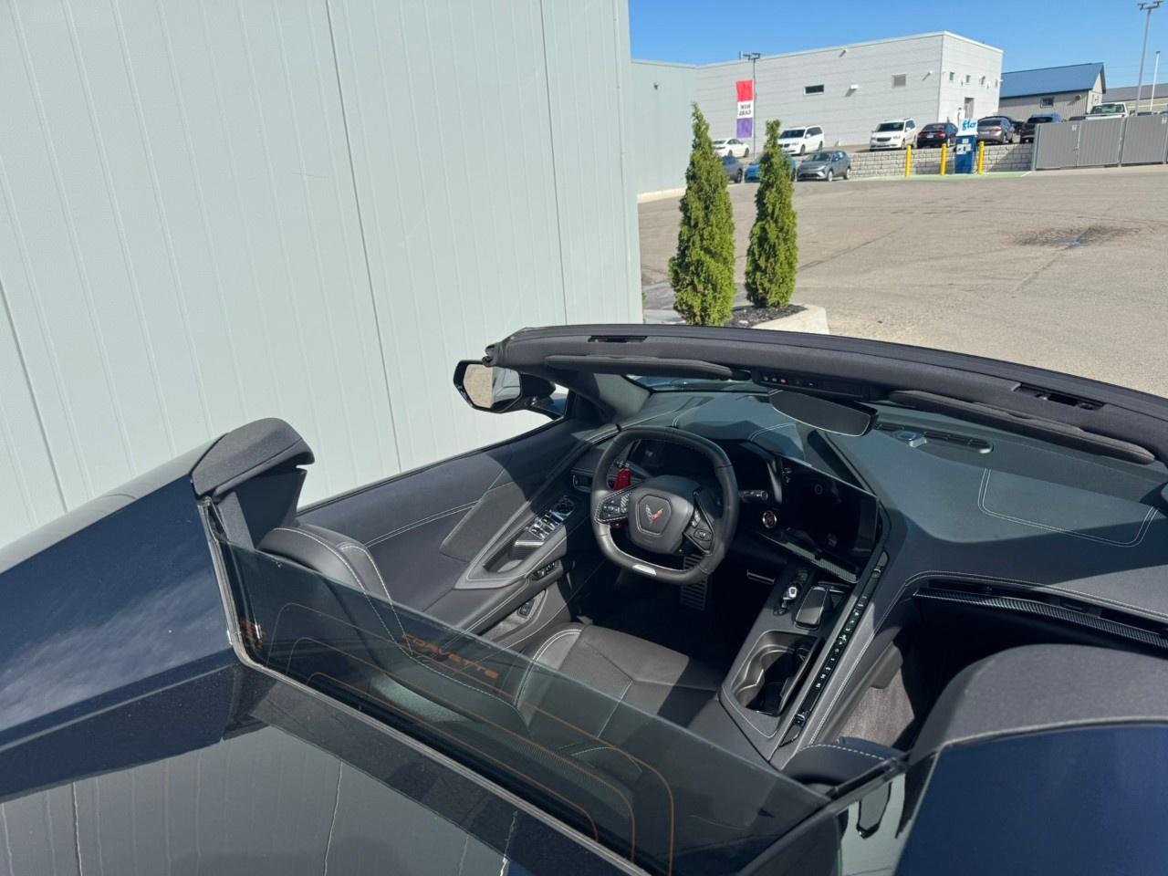 2024 Chevrolet Corvette E-Ray Convertible 1LZ Photo