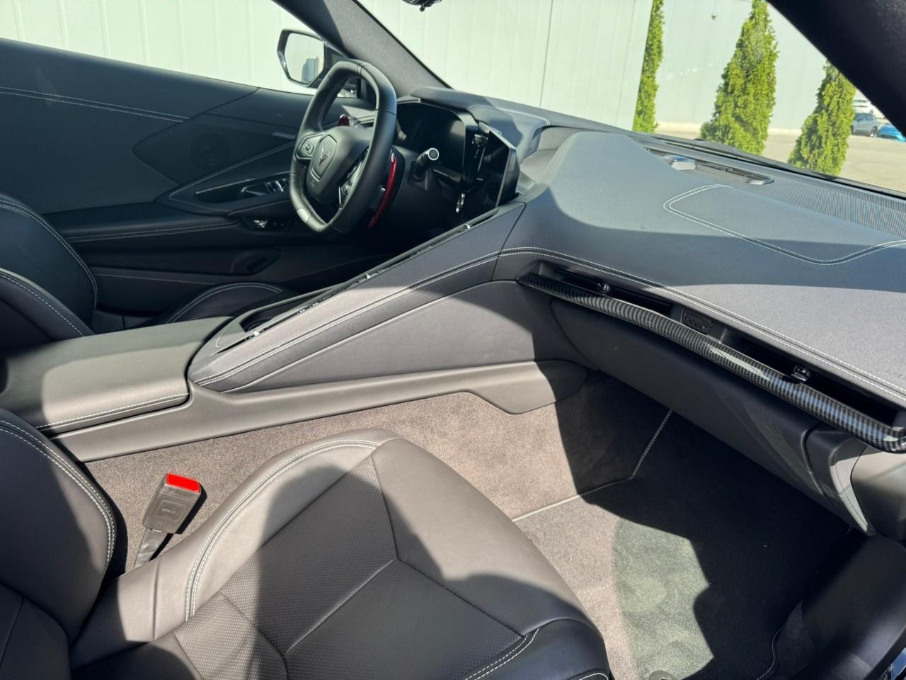 2024 Chevrolet Corvette E-Ray Convertible 1LZ Photo