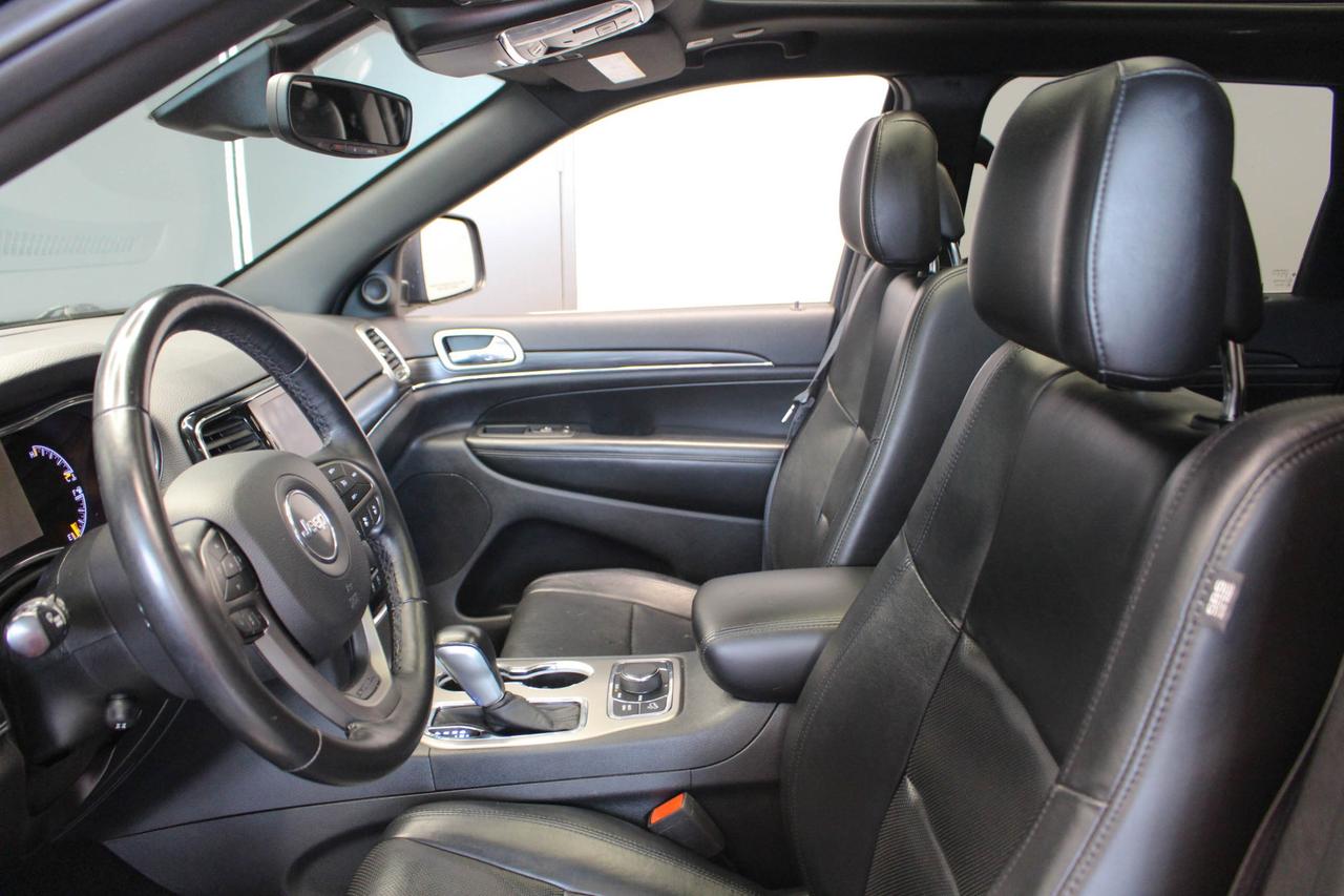2019 Jeep Grand Cherokee Limited LEATHER SEATS - APPLE CARPLAY AND ANDROID AUTO - NAVIGATION Photo