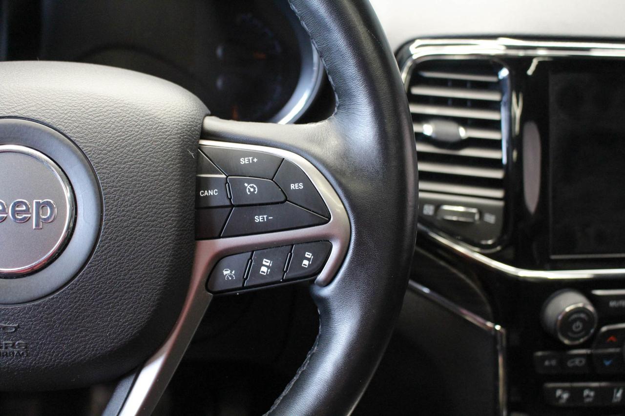 2019 Jeep Grand Cherokee Limited LEATHER SEATS - APPLE CARPLAY AND ANDROID AUTO - NAVIGATION Photo