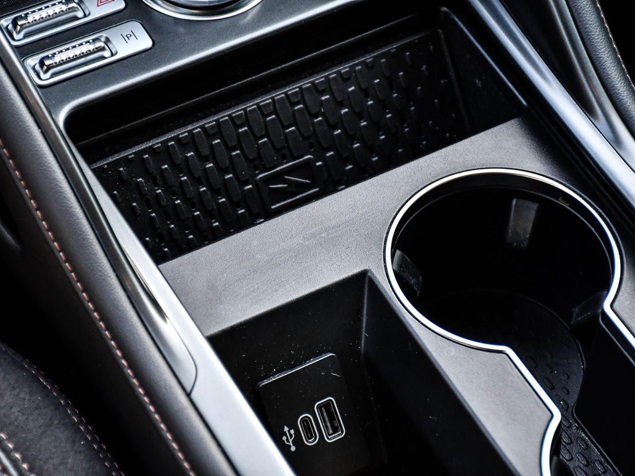 2025 Lincoln Nautilus Reserve AWD Photo