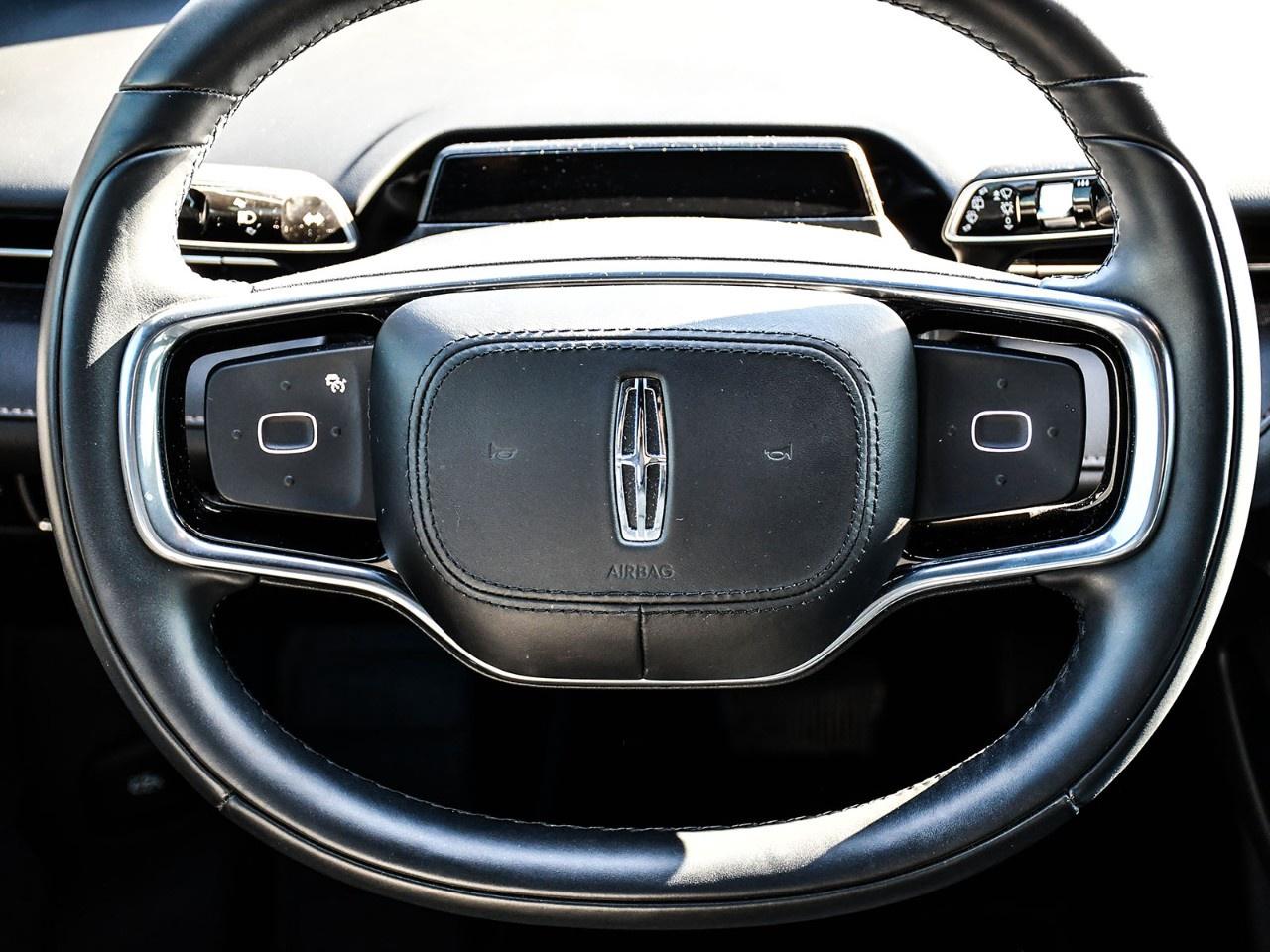 2025 Lincoln Nautilus Reserve AWD Photo