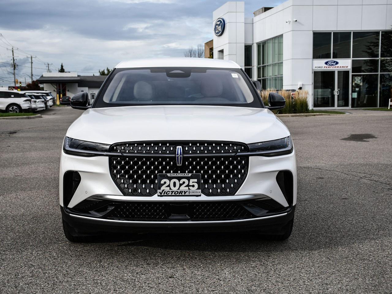 2025 Lincoln Nautilus Premiere AWD Photo