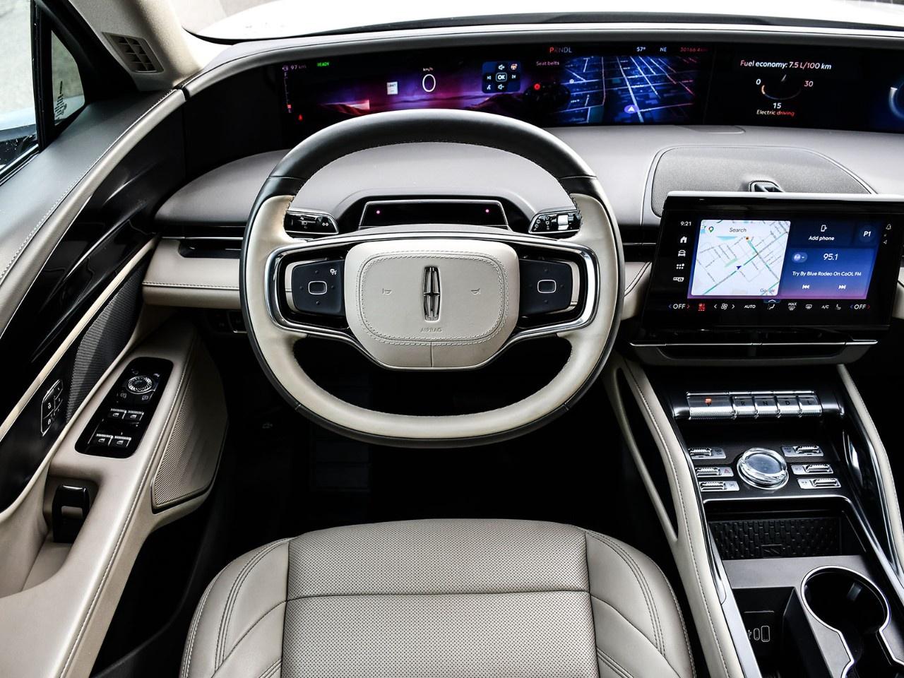 2025 Lincoln Nautilus Premiere AWD Photo